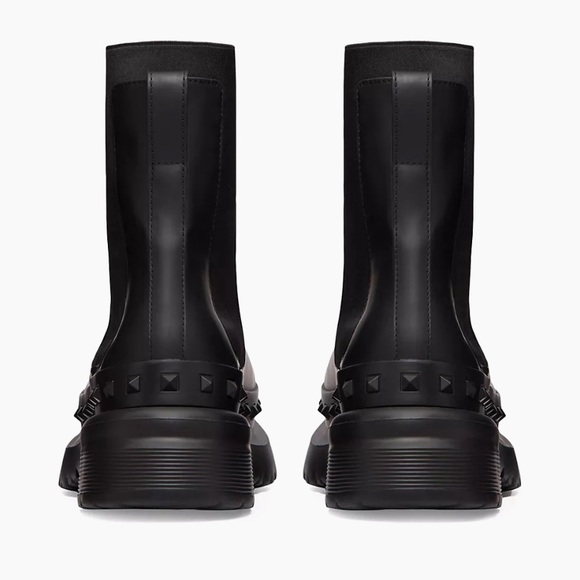 NEW Valentino Garavani M-Way Rockstud Ankle Boots.  SIZE 10. $1270. - Picture 5 of 5